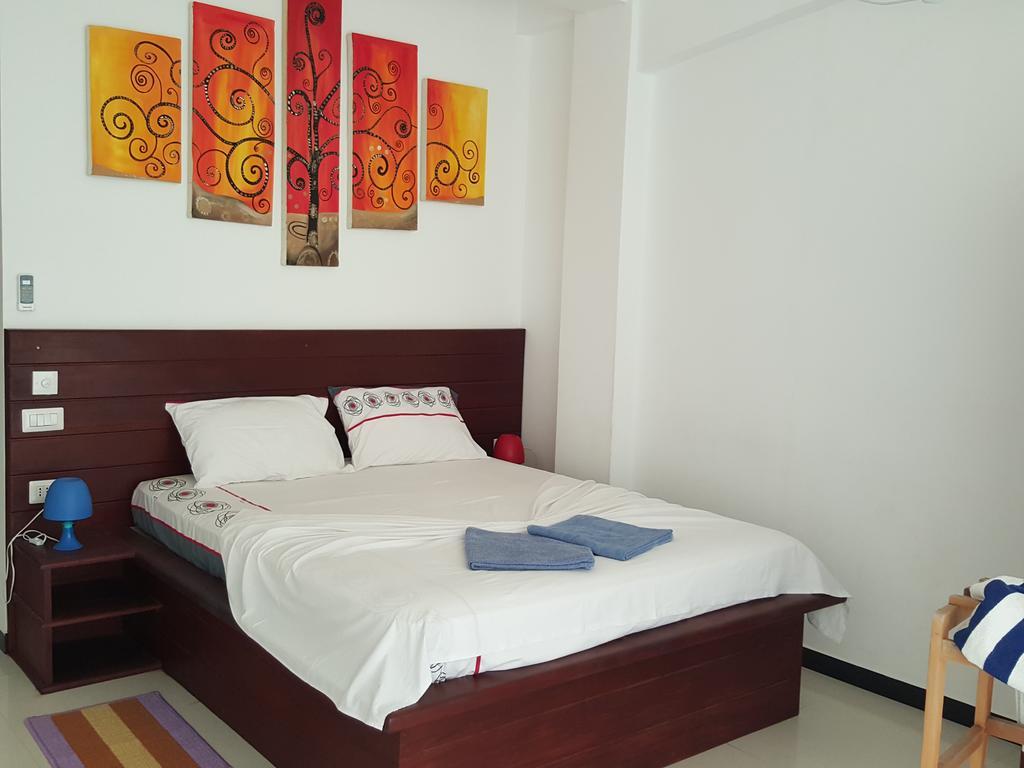 The Den Guest House ฮิกคาดูวา ภายนอก รูปภาพ