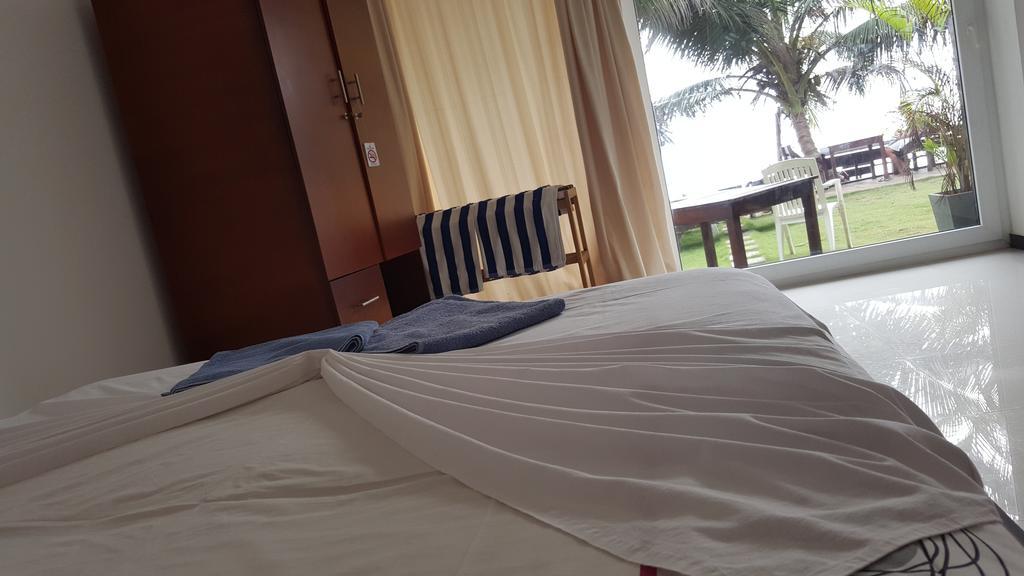 The Den Guest House ฮิกคาดูวา ภายนอก รูปภาพ